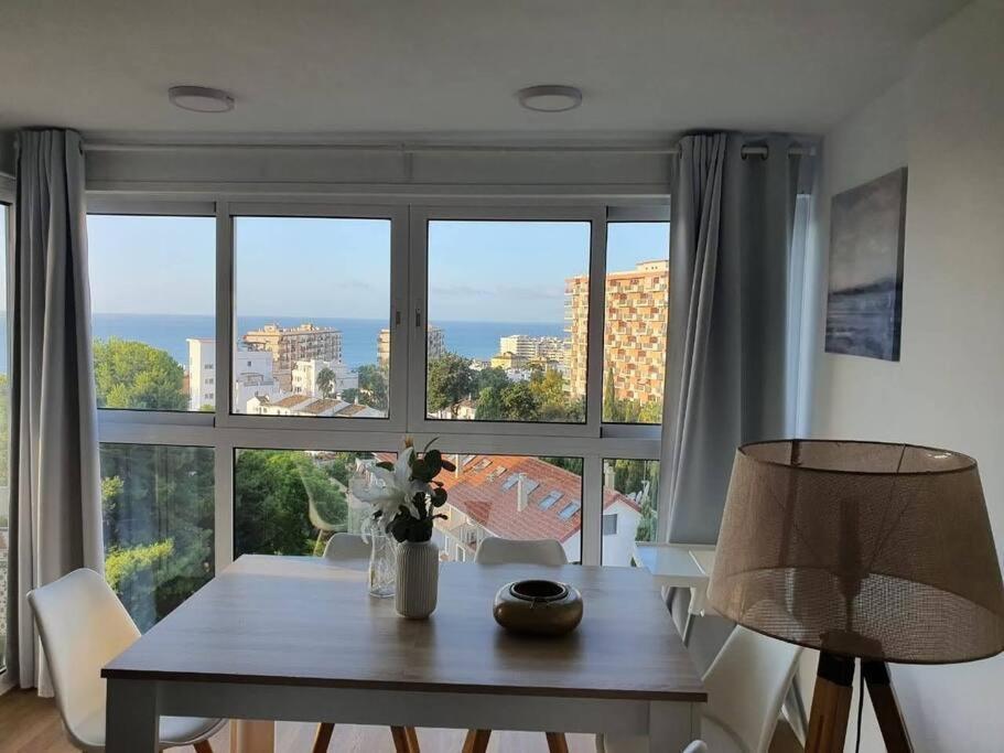 Beautiful Sea Views Cozy Apartment 350 M From Beach Benalmadena Bagian luar foto