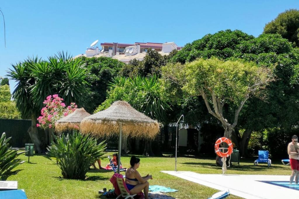 Beautiful Sea Views Cozy Apartment 350 M From Beach Benalmadena Bagian luar foto
