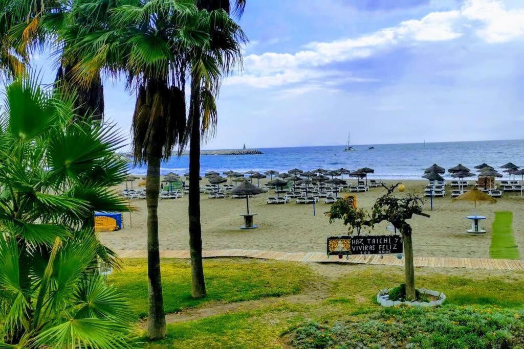 Beautiful Sea Views Cozy Apartment 350 M From Beach Benalmadena Bagian luar foto