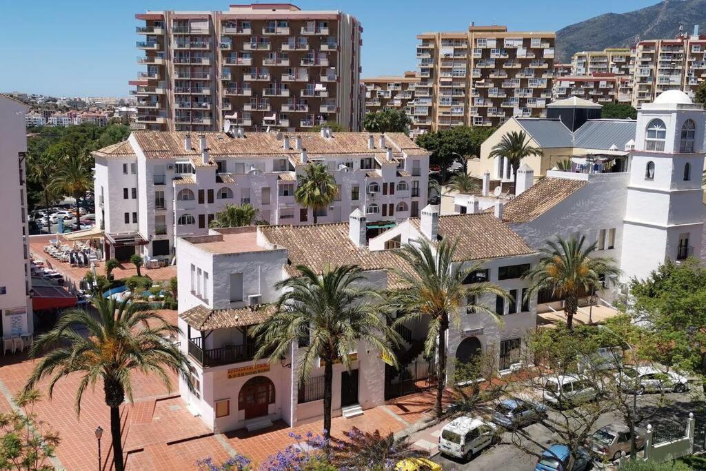 Beautiful Sea Views Cozy Apartment 350 M From Beach Benalmadena Bagian luar foto