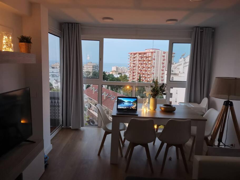 Beautiful Sea Views Cozy Apartment 350 M From Beach Benalmadena Bagian luar foto
