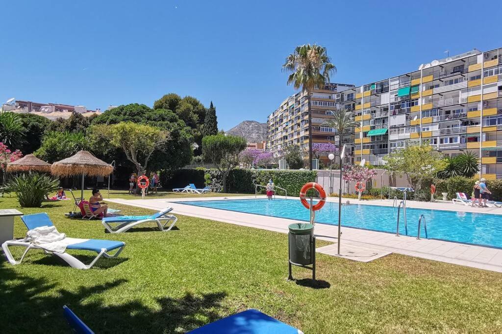 Beautiful Sea Views Cozy Apartment 350 M From Beach Benalmadena Bagian luar foto