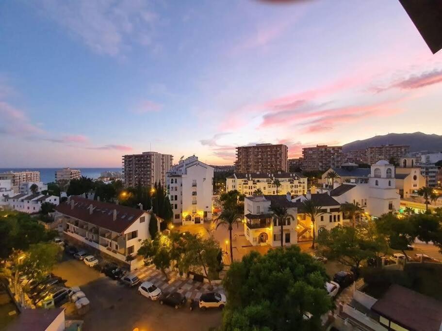 Beautiful Sea Views Cozy Apartment 350 M From Beach Benalmadena Bagian luar foto