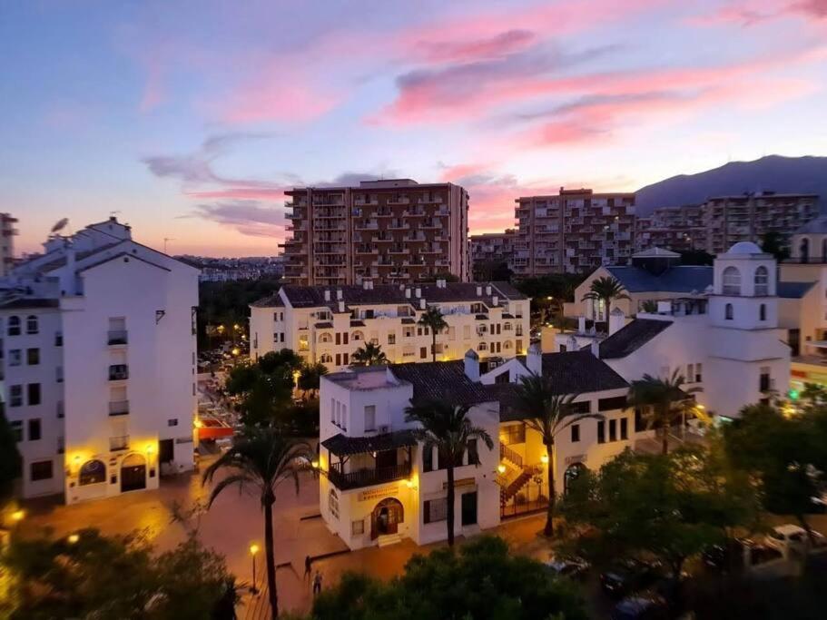 Beautiful Sea Views Cozy Apartment 350 M From Beach Benalmadena Bagian luar foto