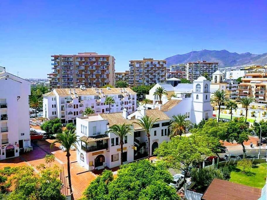 Beautiful Sea Views Cozy Apartment 350 M From Beach Benalmadena Bagian luar foto