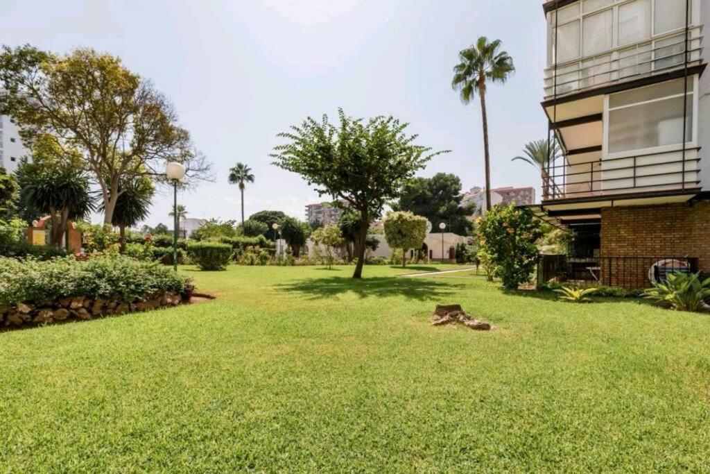 Beautiful Sea Views Cozy Apartment 350 M From Beach Benalmadena Bagian luar foto