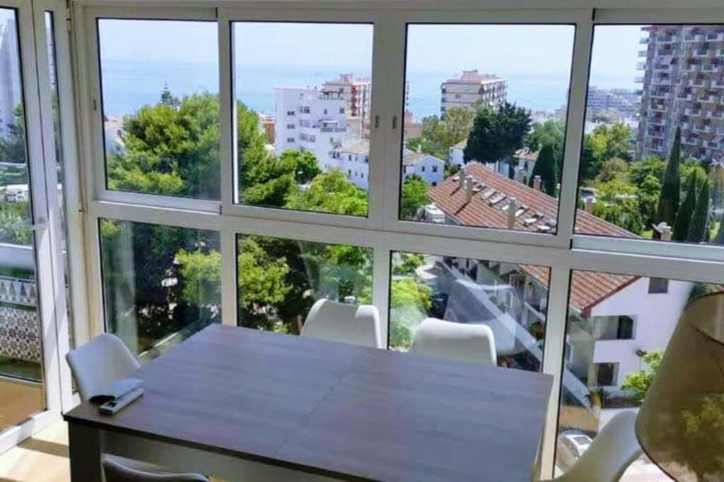 Beautiful Sea Views Cozy Apartment 350 M From Beach Benalmadena Bagian luar foto