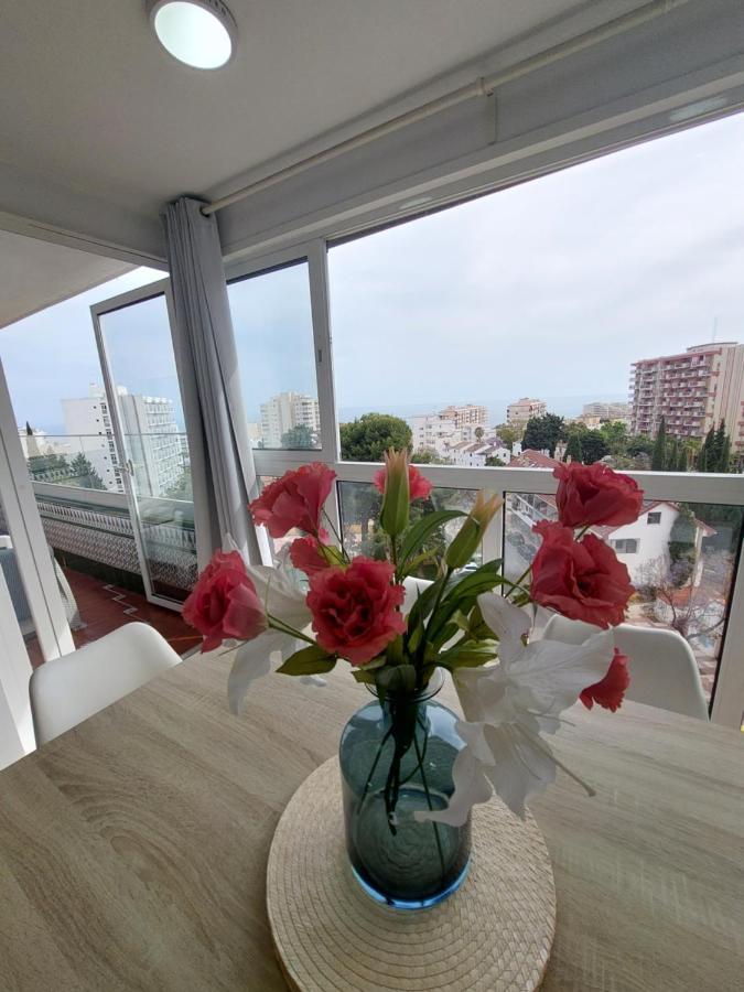 Beautiful Sea Views Cozy Apartment 350 M From Beach Benalmadena Bagian luar foto