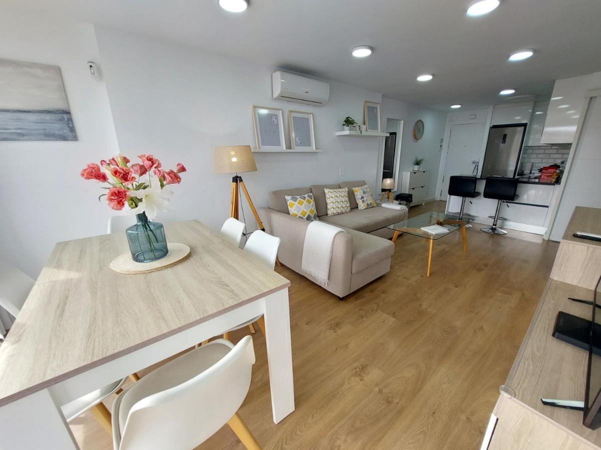 Beautiful Sea Views Cozy Apartment 350 M From Beach Benalmadena Bagian luar foto